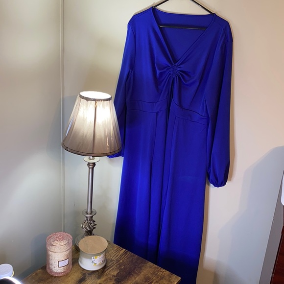 🎉Host Pick🎉Woman’s Ophestin Dress Blue 4XL - Picture 2 of 7